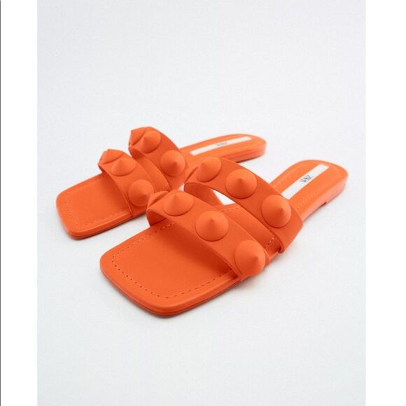 ZARA FLAT RUBBERIZED STUDDED SANDALS - Picture 1 of 4